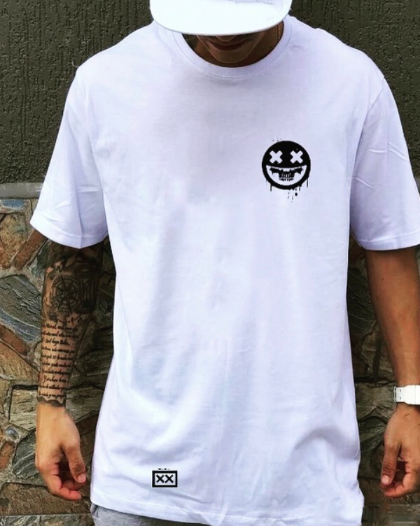 Camiseta monster 100% algodâo