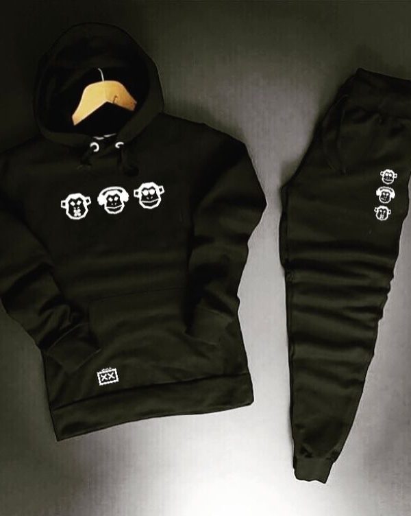 Conjunto moletom preto Monkeys full White Capa